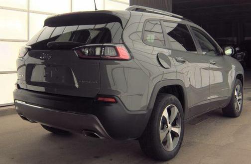 Sting-Gray Clearcoat 2022 Jeep Cherokee Limited