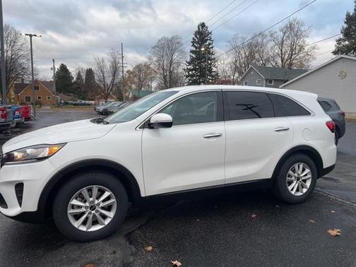 2020 Kia Sorento LX