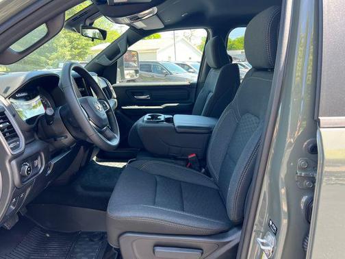 Canyon Lake 2026 RAM 1500 Warlock Crew Cab 4x4 5'7' Box