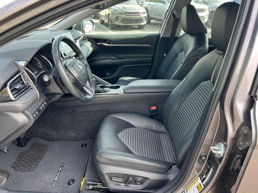 Celestial Silver Metallic 2024 Toyota Camry SE