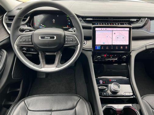 2022 Jeep Grand Cherokee 4xe Base