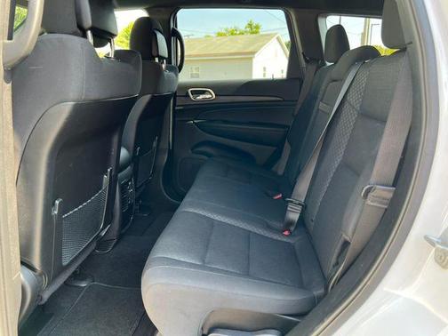 2021 Jeep Grand Cherokee Laredo