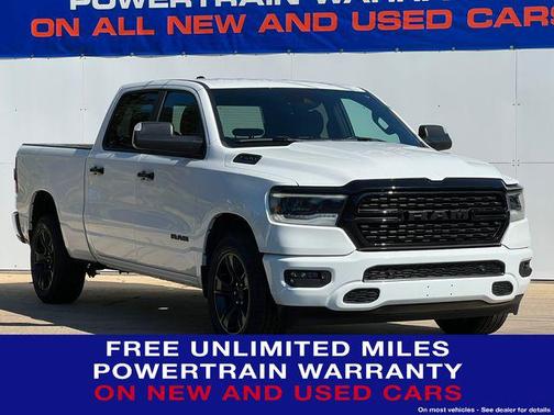 Bright White Clearcoat 2023 RAM 1500 Big Horn/Lone Star