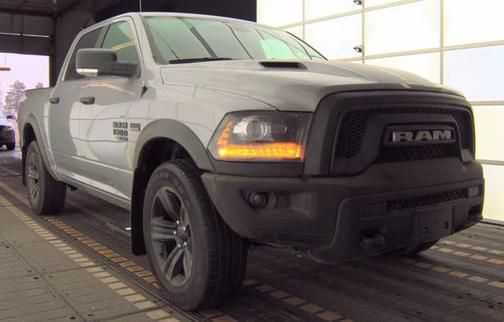 Billet Silver Metallic Clearcoat 2024 RAM 1500 Classic Warlock