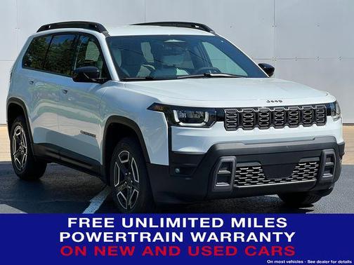 Bright White Clearcoat 2026 Jeep Cherokee Laredo 4x4