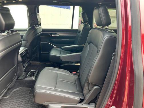 Velvet Red Pearlcoat 2026 Jeep Grand Wagoneer Upland 4x4