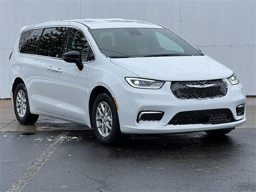 2026 Chrysler Pacifica L