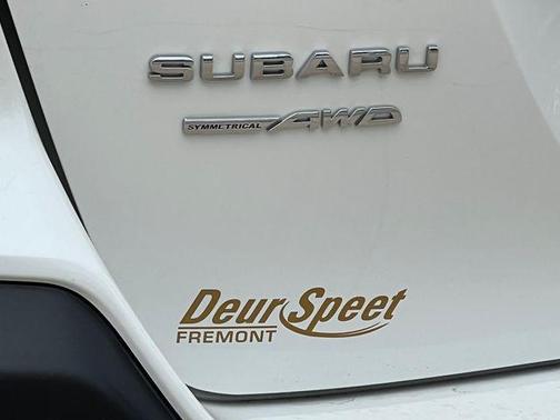 Crystal White Pearl 2024 Subaru Outback Premium