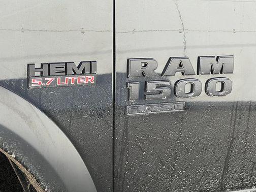 2024 RAM 1500 Classic Warlock Crew Cab 4x4 5'7' Box