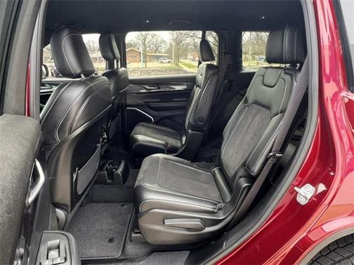 2021 Jeep Grand Cherokee L Altitude