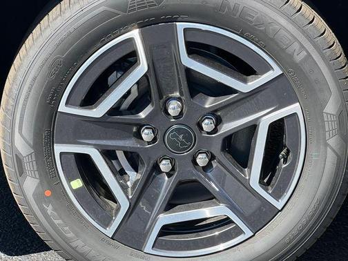 Silver Zynith Clearcoat 2026 Jeep Cherokee Limited