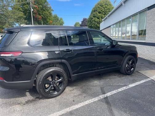 2023 Jeep Grand Cherokee L Altitude