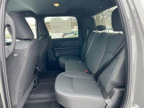 Ceramic Gray Clearcoat 2026 RAM 2500 Warlock Crew Cab 4x4 6'4' Box