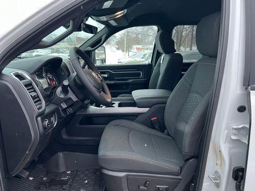 2026 RAM 2500 Big Horn Crew Cab 4x4 6'4' Box