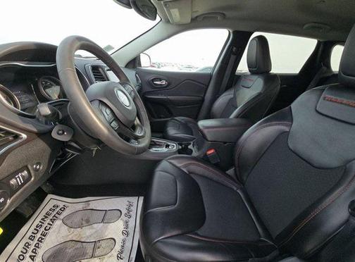 2022 Jeep Cherokee Trailhawk