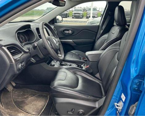 Hydro Blue Pearlcoat 2022 Jeep Cherokee Latitude Lux