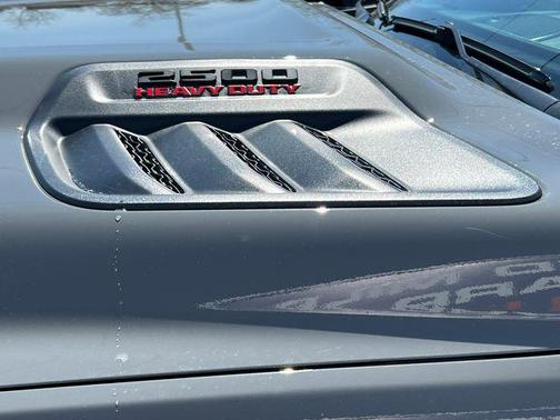 Ceramic Gray Clearcoat 2026 RAM 2500 Black Express Crew Cab 4x4 6'4' Box