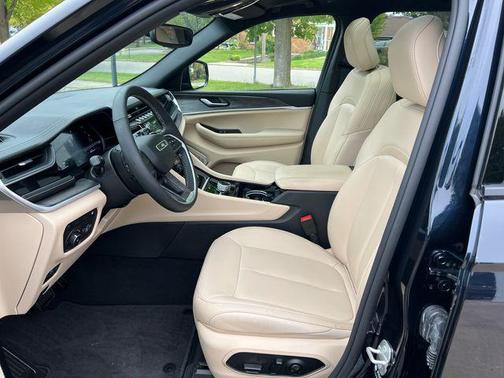 Midnight Sky 2023 Jeep Grand Cherokee 4xe Base