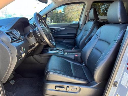 Obsidian Blue Pearl 2023 Honda Ridgeline RTL-E
