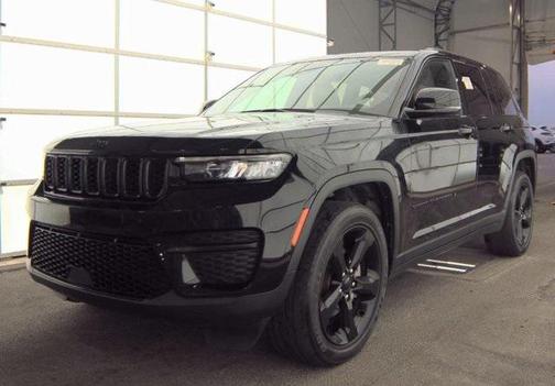2023 Jeep Grand Cherokee Altitude