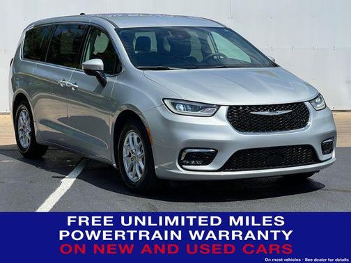 Silver Mist Clearcoat 2023 Chrysler Pacifica Touring L