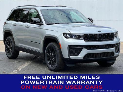 Silver Zynith 2026 Jeep Grand Cherokee Altitude