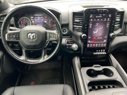 Diamond Black Crystal Pearlcoat 2019 RAM 1500 Rebel