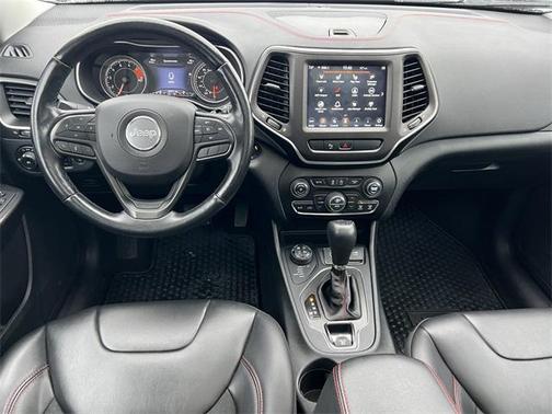 2020 Jeep Cherokee Trailhawk