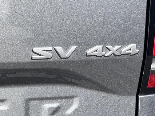 Gun Metallic 2024 Nissan Frontier SV