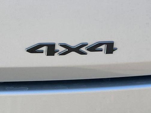 Silver Zynith 2026 Jeep Grand Wagoneer 4x4