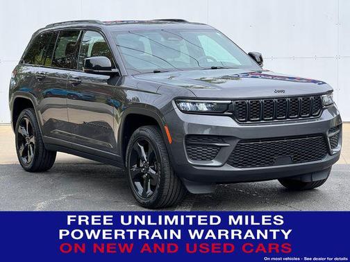 Baltic Gray Metallic Clearcoat 2024 Jeep Grand Cherokee Altitude