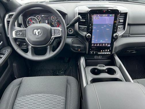 2026 RAM 2500 Big Horn Crew Cab 4x4 6'4' Box