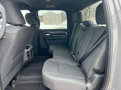 2026 RAM 2500 Big Horn Crew Cab 4x4 6'4' Box