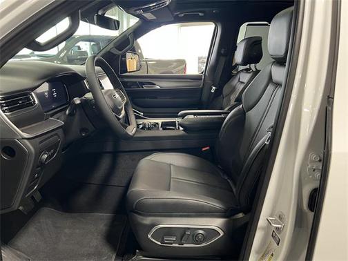 2026 Jeep Grand Wagoneer Limited Reserve 4x4