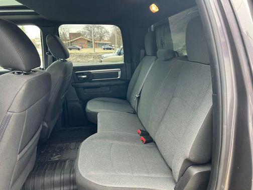 Granite Crystal Metallic Clearcoat 2021 RAM 1500 Classic SLT