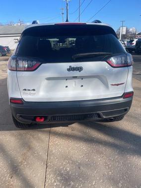 2022 Jeep Cherokee Trailhawk