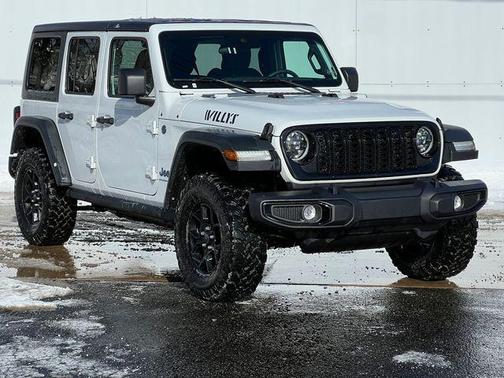 2025 Jeep Wrangler 4xe Willys