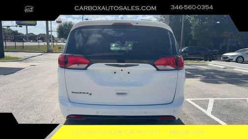 2020 Chrysler Pacifica Touring L