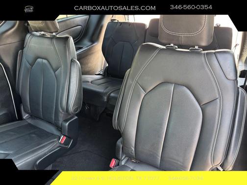 2020 Chrysler Pacifica Touring L