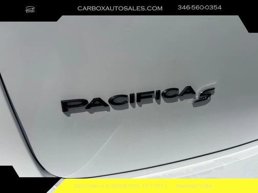 2020 Chrysler Pacifica Touring L
