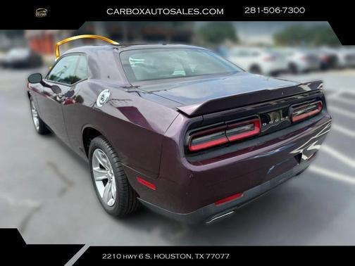 Hellraisin 2021 Dodge Challenger SXT