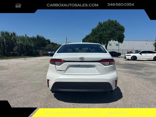 2025 Toyota Corolla LE