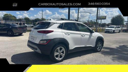 2023 Hyundai KONA SEL