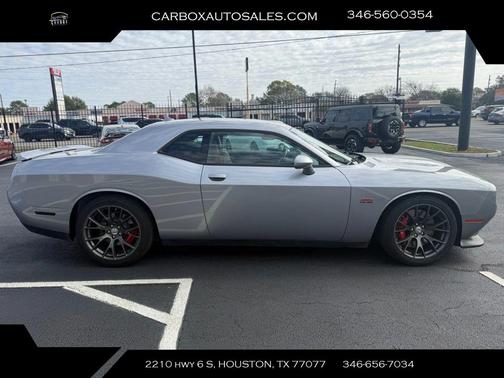 2015 Dodge Challenger SRT 392