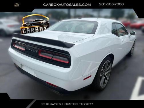 White Knuckle Clearcoat 2023 Dodge Challenger R/T