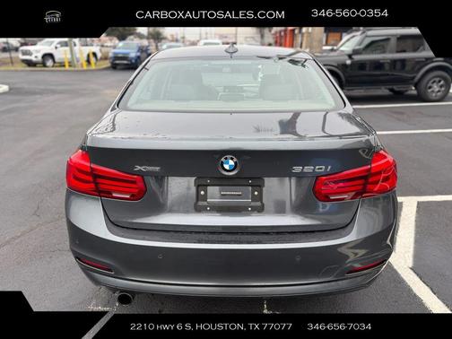 2017 BMW 320 i