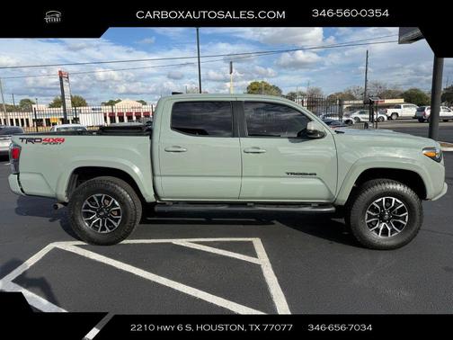 2022 Toyota Tacoma SR