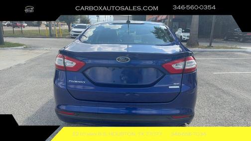 2016 Ford Fusion SE