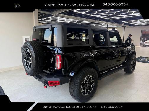 2024 Ford Bronco Outer Banks