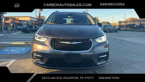 2022 Chrysler Pacifica Touring L